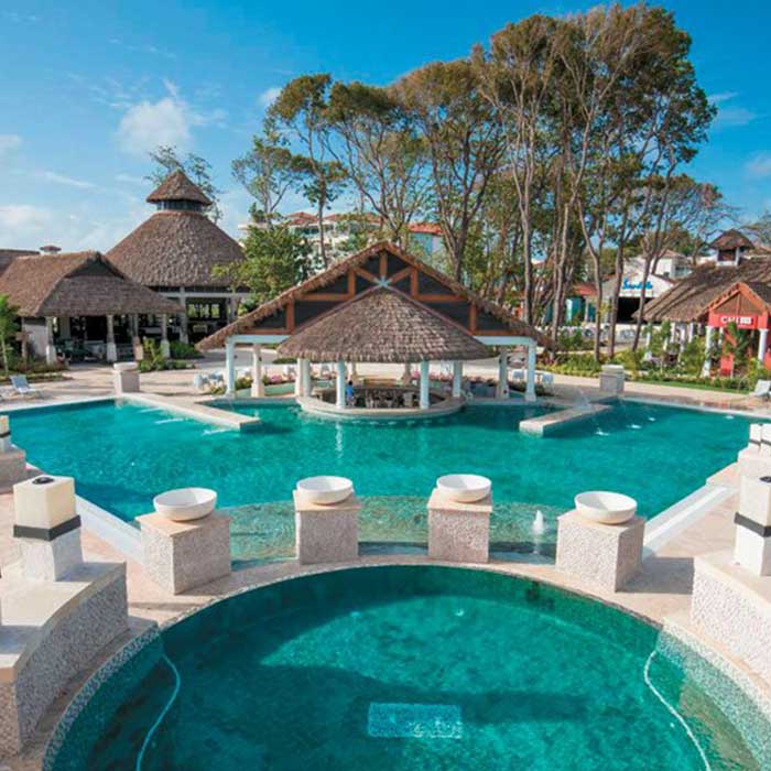 Business Class to Barbados Discounted Flights and Hotel